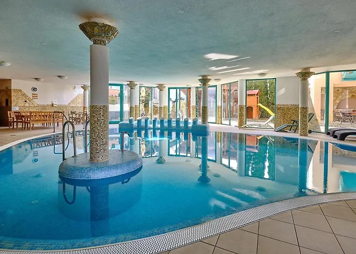 Lugas Wellness Hotel