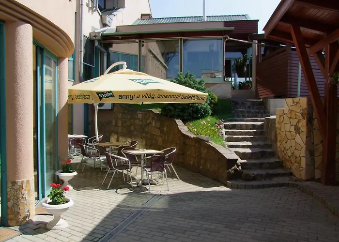 Lugas Wellness Hotel