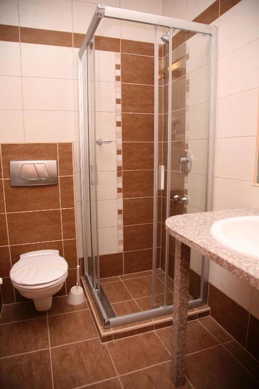 Lugas Wellness Hotel 4*